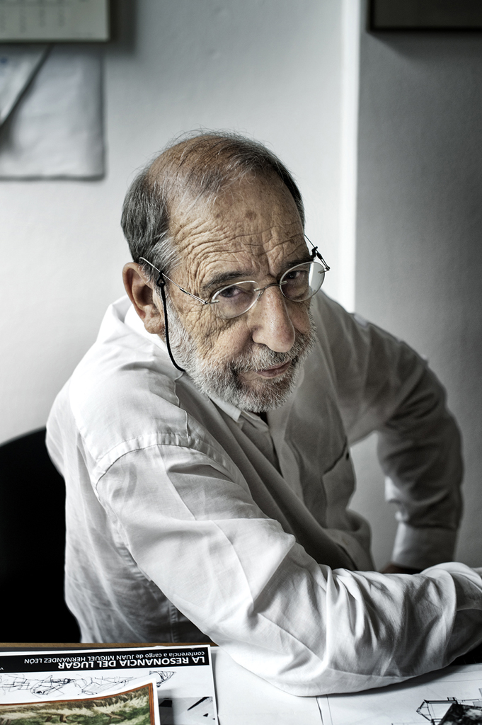 Álvaro Siza para El País Semanal.
