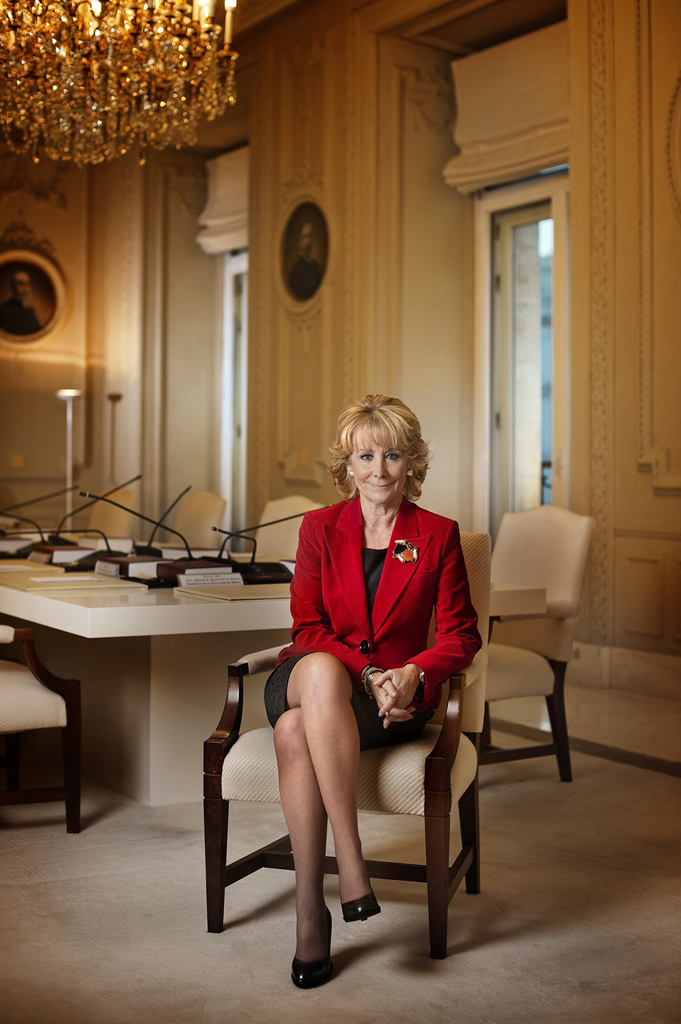Esperanza Aguirre para Vogue.