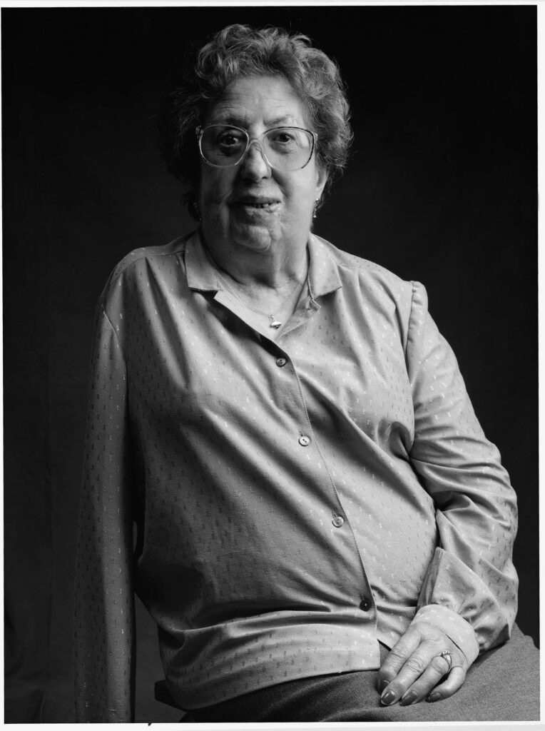 M ROSARIO FERNANDEZ